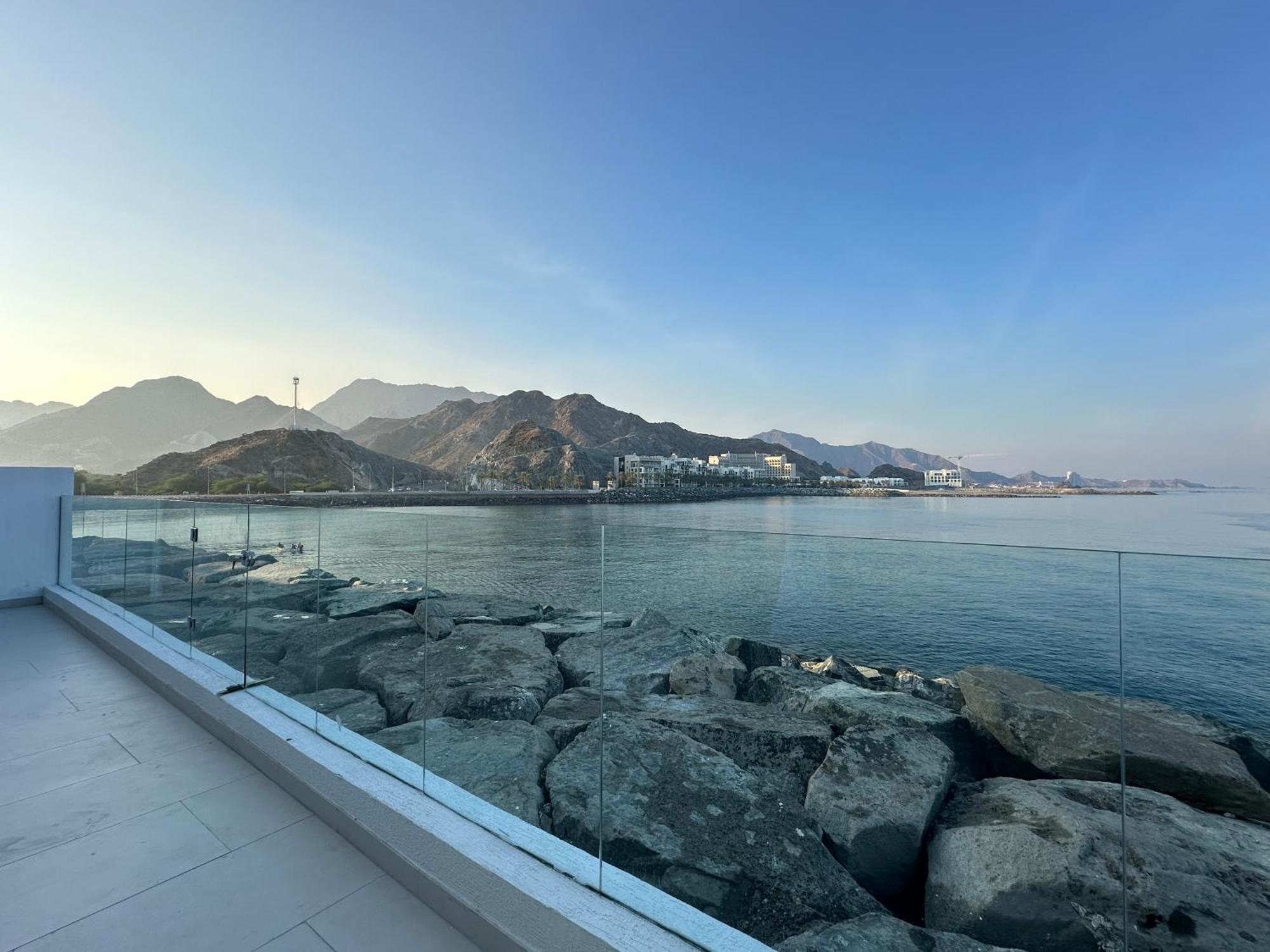 Al Dana Sea View Villa Al Fujayrah Exterior foto